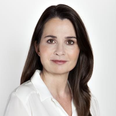 Dr. Jutta Henscheid Expertin für die Brustvergrößerung in Düsseldorf